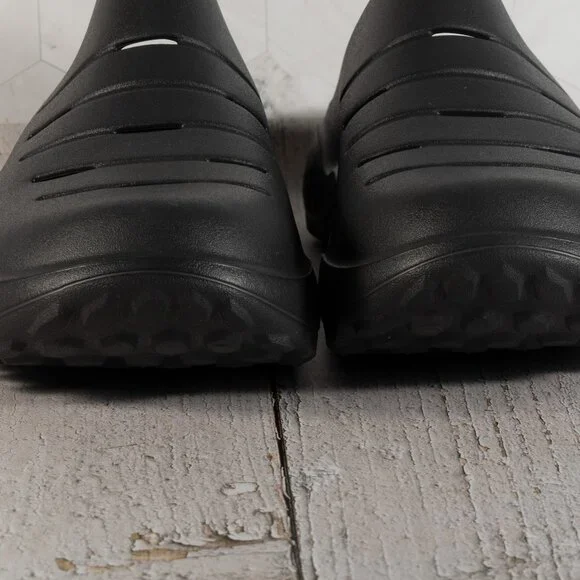 Columbia Men's Thrive Revive Clog, Shark/Shark, Size 13 M - Picture 9 of 14